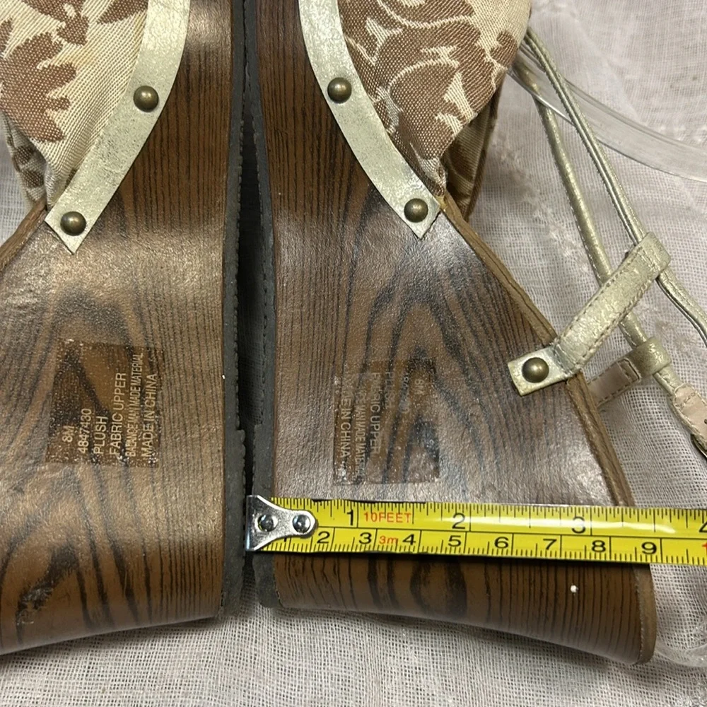 Self Esteem almost NEW wedge bow sandals